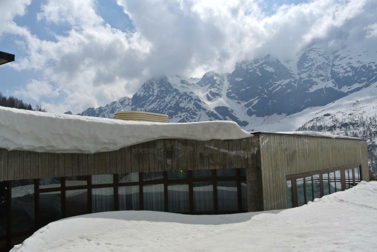 Complesso I Dadi - Residence Cielo Alto - Alberto 21 Breuil-Cervinia Dış mekan fotoğraf